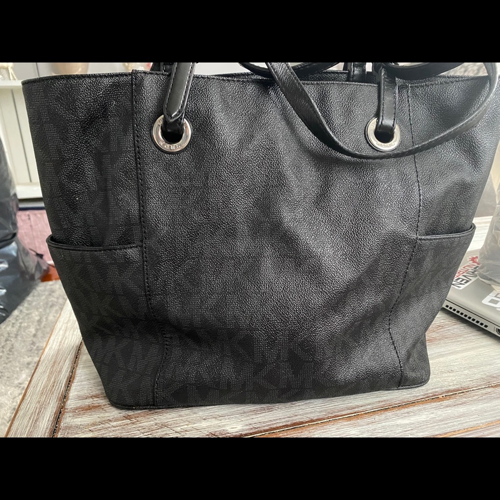 Michael Kors Tote
